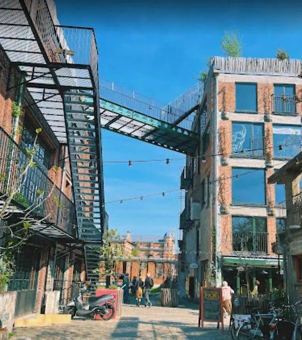 Large Penthouse - Private Parking - In A Beautiful Domain Appartement Antwerpen